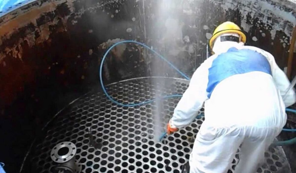 High-Pressure Water Jetting Cleaning